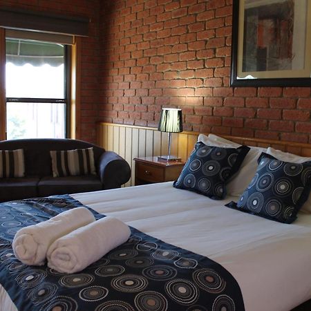 Bakery Hill Motel Баларат Екстериор снимка